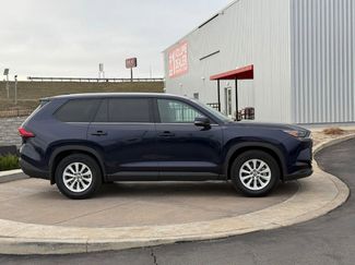 Certified 2024 Toyota Grand Highlander AWD video 2