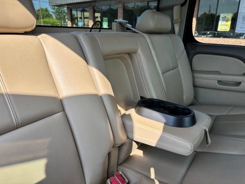 Used 2013 Chevrolet Silverado 2500 LTZ w/ LTZ Plus Package AWD/4WD image 28