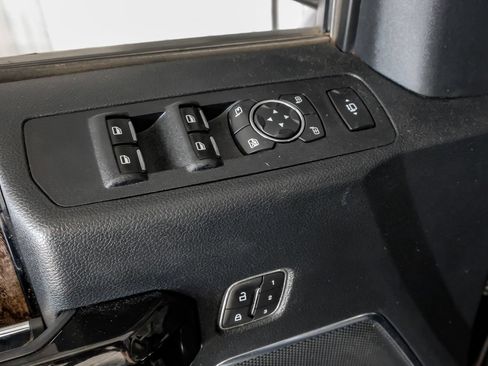 Used 2019 Ford F250 Lariat w/ Lariat Ultimate Package AWD/4WD image 43