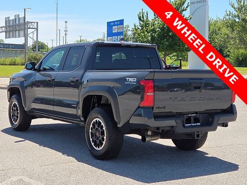 Used 2024 Toyota Tacoma TRD Off-Road AWD/4WD image 4