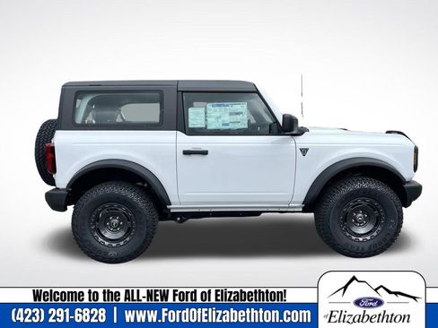 New 2025 Ford Bronco 2-Door w/ Sasquatch Package image 2