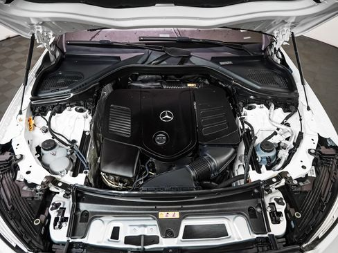 Certified 2025 Mercedes-Benz GLC 350e GLC 350e 4MATIC image 4