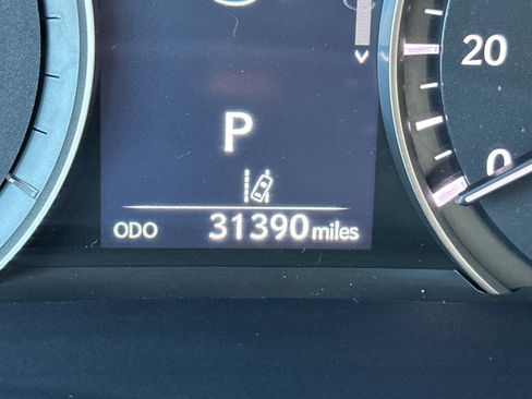 Used 2020 Lexus RX 450h AWD w/ Premium Package image 30