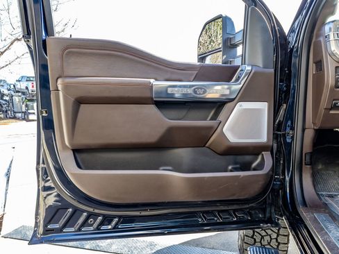 Used 2025 Ford F250 King Ranch w/ Snow Plow Prep Package image 35