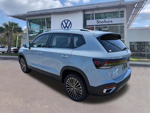 New 2026 Volkswagen Taos SE FWD image 6
