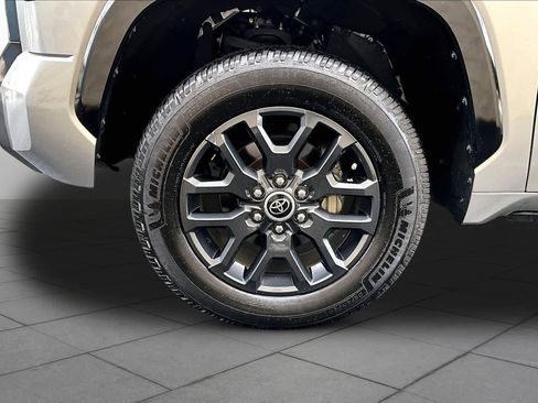 Used 2023 Toyota Tundra Platinum w/ Advanced Package AWD/4WD image 11