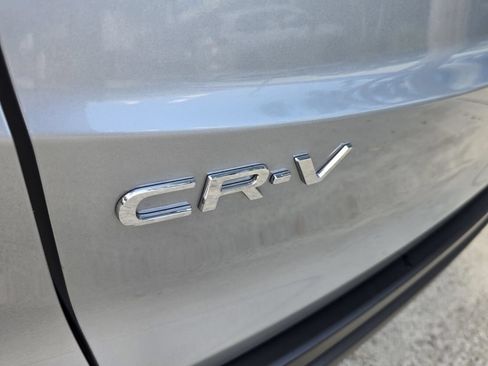 Used 2025 Honda CR-V LX image 13
