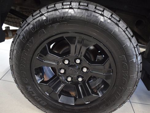 Used 2017 GMC Sierra 1500 SLT w/ All Terrain X Package image 13