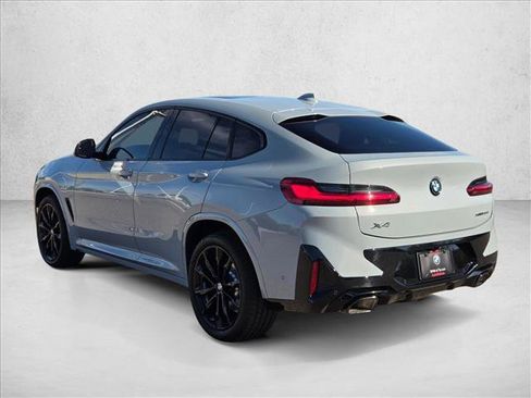 Certified 2025 BMW X4 xDrive30i w/ Premium Package AWD/4WD image 9