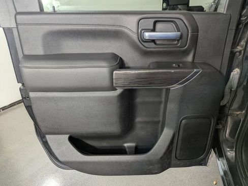 Used 2021 Chevrolet Silverado 2500 LTZ w/ LTZ Plus Package AWD/4WD image 16
