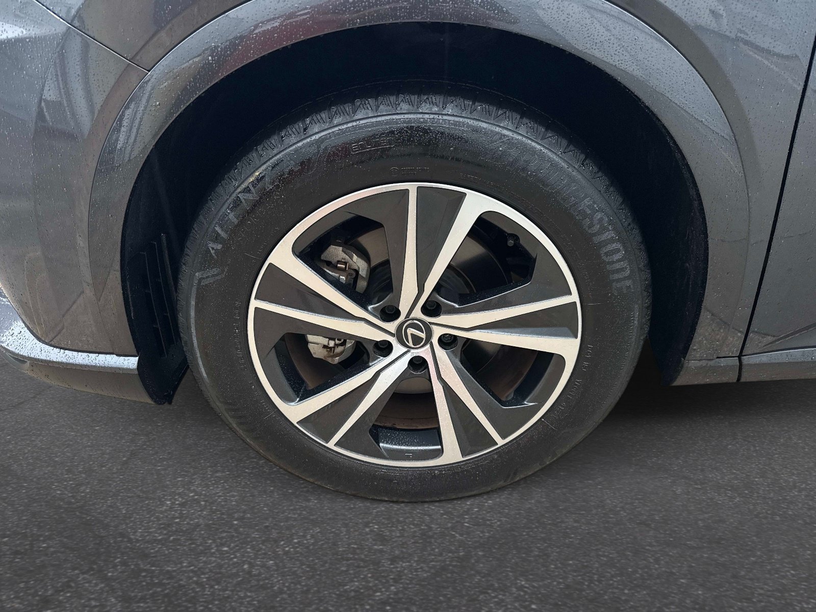 Used 2024 Lexus RX 350 Premium w/ Accessory Package (Z1) FWD image 10