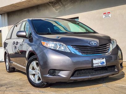 Used 2015 Toyota Sienna LE