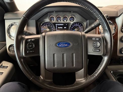 Used 2013 Ford F250 Lariat w/ Snow Plow Prep Pkg AWD/4WD image 17