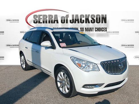 Used 2017 Buick Enclave Premium w/ Experience Buick Package FWD image 2