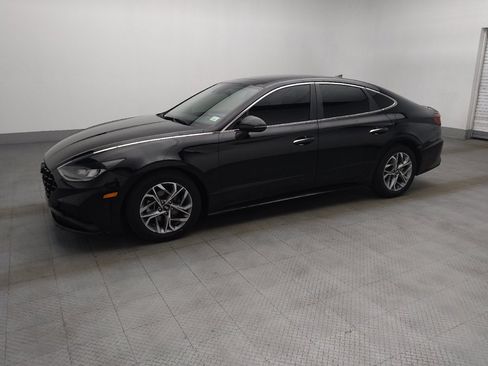 Used 2020 Hyundai Sonata SEL FWD image 2
