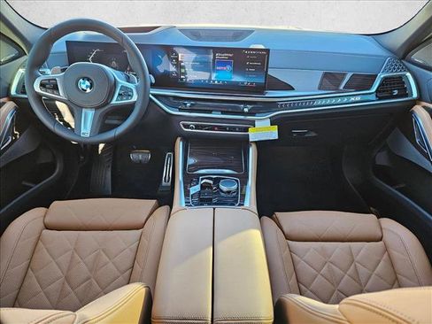New 2026 BMW X6 xDrive40i w/ Climate Comfort Package image 14