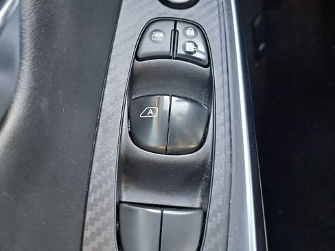 Used 2024 Nissan Sentra SR w/ Lighting Package image 15