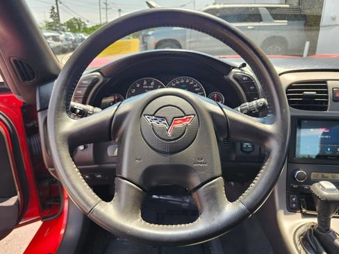Used 2005 Chevrolet Corvette Coupe w/ Preferred Equipment Group RWD image 20