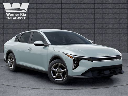 New 2026 Kia K4 LXS image 8