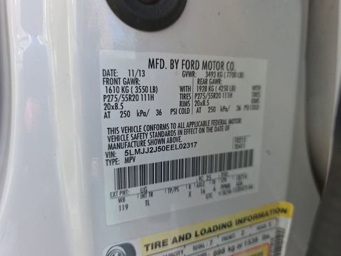 Used 2014 Lincoln Navigator Base image 37