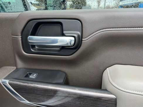 Certified 2022 Chevrolet Silverado 3500 LTZ AWD/4WD image 19