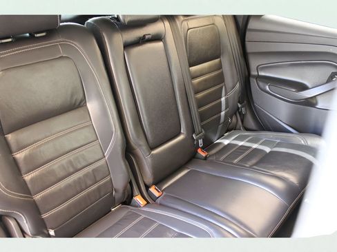 Used 2018 Ford Escape SEL image 17