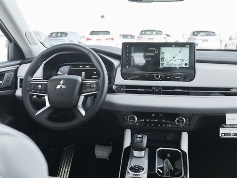 New 2026 Mitsubishi Outlander SEL FWD image 33