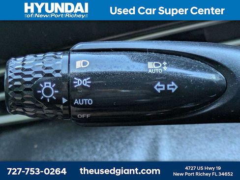 Used 2023 Hyundai Elantra SEL w/ Convenience Package FWD image 29