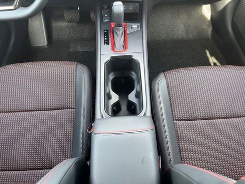 New 2026 Nissan Kicks SR w/ Cold Weather Package image 32