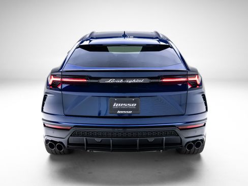 Used 2022 Lamborghini Urus image 5