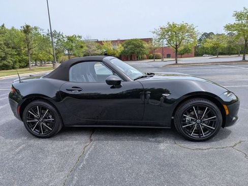 New 2026 MAZDA MX-5 Miata Grand Touring RWD image 2
