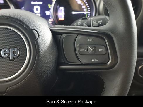 Used 2023 Jeep Wrangler Unlimited w/ Sun & Screen Package AWD/4WD image 10