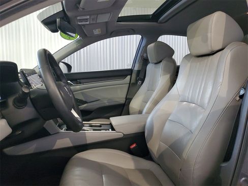 Used 2019 Honda Accord EX-L image 16