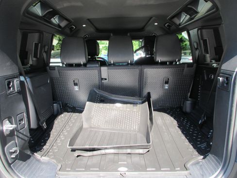 Used 2023 Land Rover Defender 110 X AWD/4WD image 25