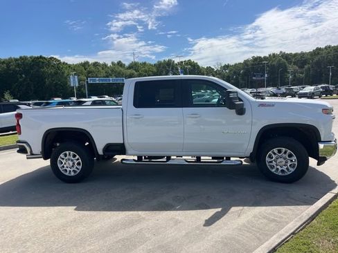 New 2026 Chevrolet Silverado 2500 LT w/ All Star Edition AWD/4WD image 12