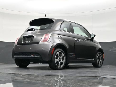 Used 2018 FIAT 500 e image 25