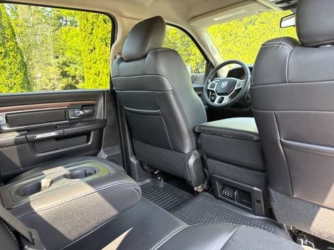 Used 2017 RAM 2500 Laramie w/ Convenience Group AWD/4WD image 19