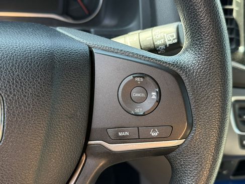 Used 2019 Honda Pilot EX image 5
