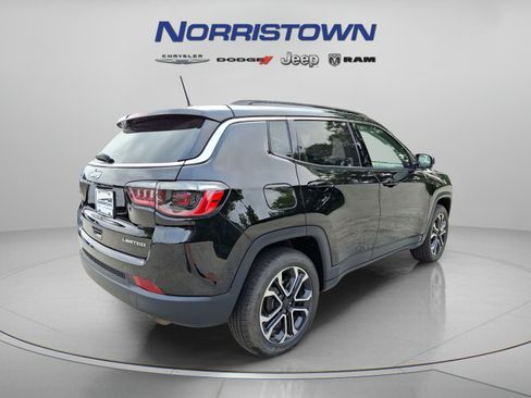 Certified 2022 Jeep Compass Limited w/ Sun and Sound Group AWD/4WD image 6