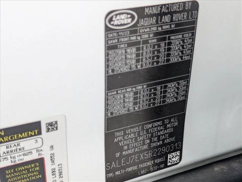 Certified 2024 Land Rover Defender 110 S AWD/4WD image 26