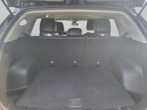 Used 2022 Jeep Compass Trailhawk image 10