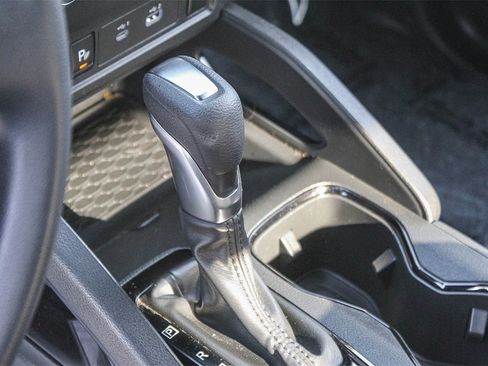 Used 2023 Nissan Frontier SV w/ Midnight Edition Package image 19