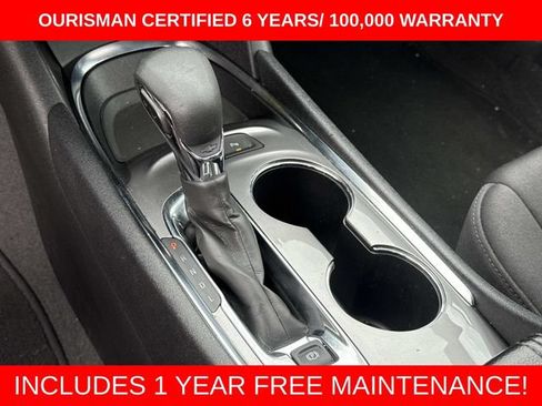 Used 2025 Chevrolet Malibu LT FWD image 24