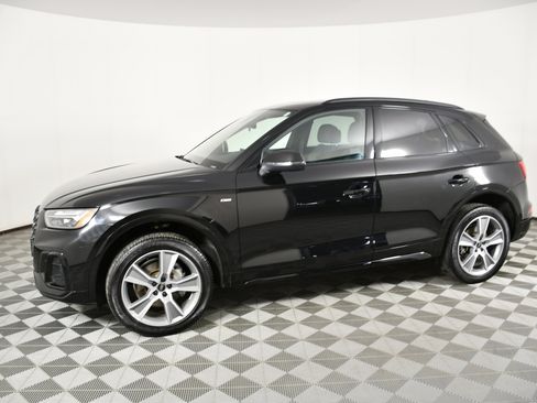 Used 2025 Audi Q5 2.0T Premium image 9