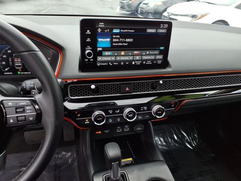 Used 2024 Honda Civic Touring image 9