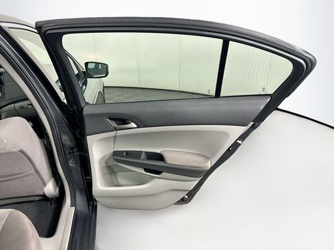 Used 2010 Honda Accord LX-P image 26