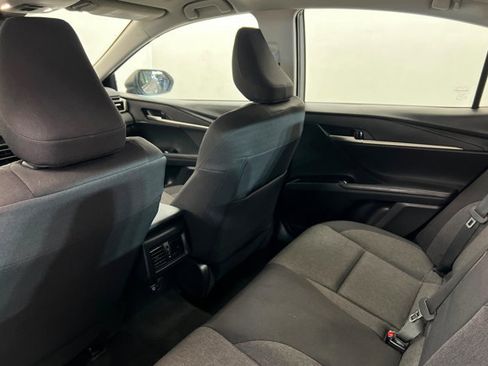 Used 2025 Toyota Camry LE FWD image 19