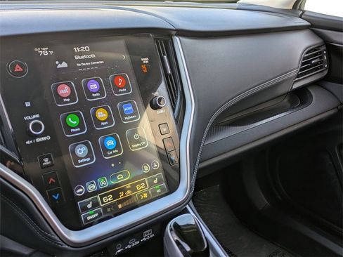 Used 2025 Subaru Outback Premium image 15