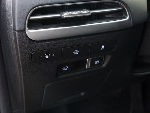 Used 2024 Hyundai Palisade SEL image 16