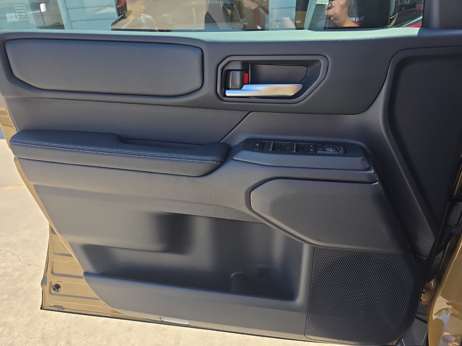 Used 2027 Toyota Land Cruiser AWD/4WD image 24